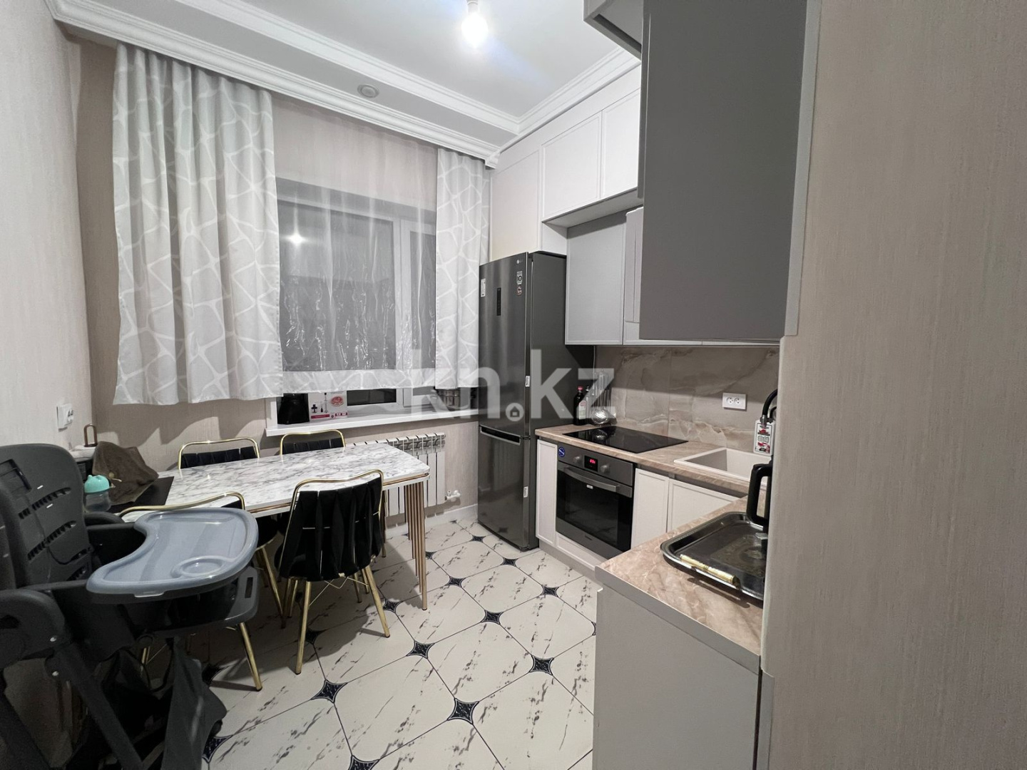 Продажа 3-комнатной квартиры, 74.7 м², ул. Дюсембекова, дом  44/2 в Караганде - фото 6