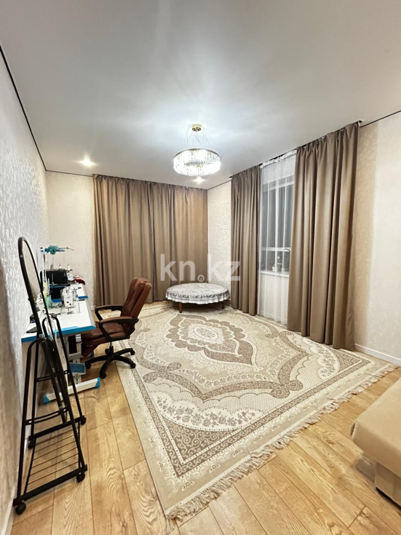 Продажа 2-комнатной квартиры, 61 м² в Караганде