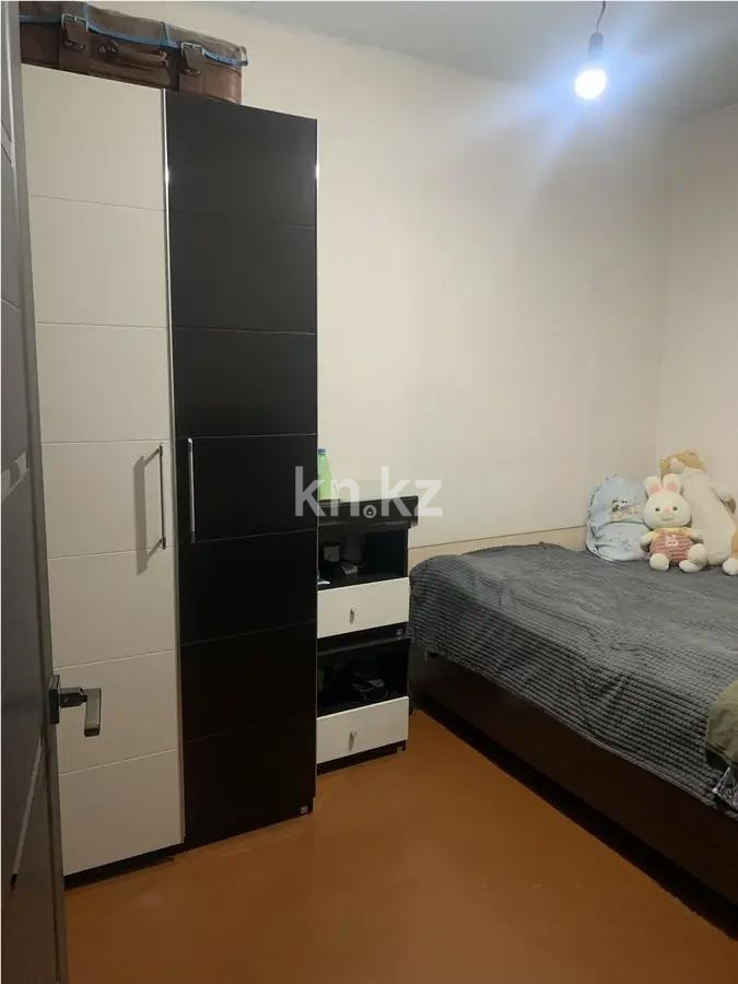 Продажа 3-комнатной квартиры, 60 м², ул. Жамбыла, дом  175 в Караганде - фото 2