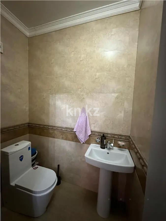 Продажа 4-комнатной квартиры, 180 м², ул. Муратбаева, дом  189 в Алматы - фото 6