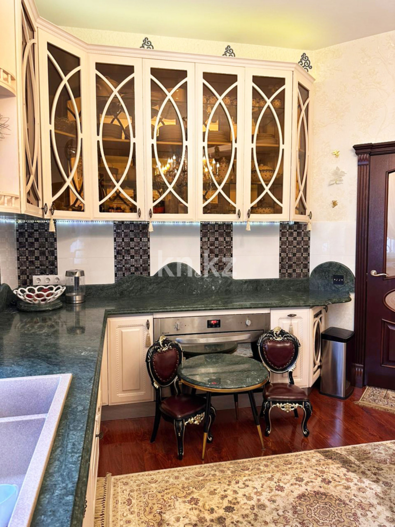 Продажа 4-комнатного дома, 295 м² в Алматы - фото 18