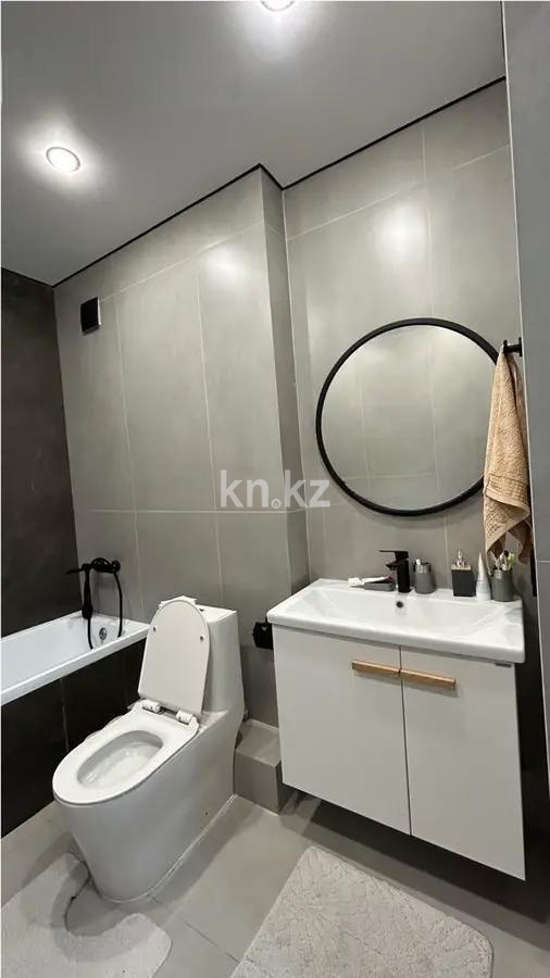 Продажа 2-комнатной квартиры, 65 м², мкр-н 12, дом  26 в Алматы - фото 4