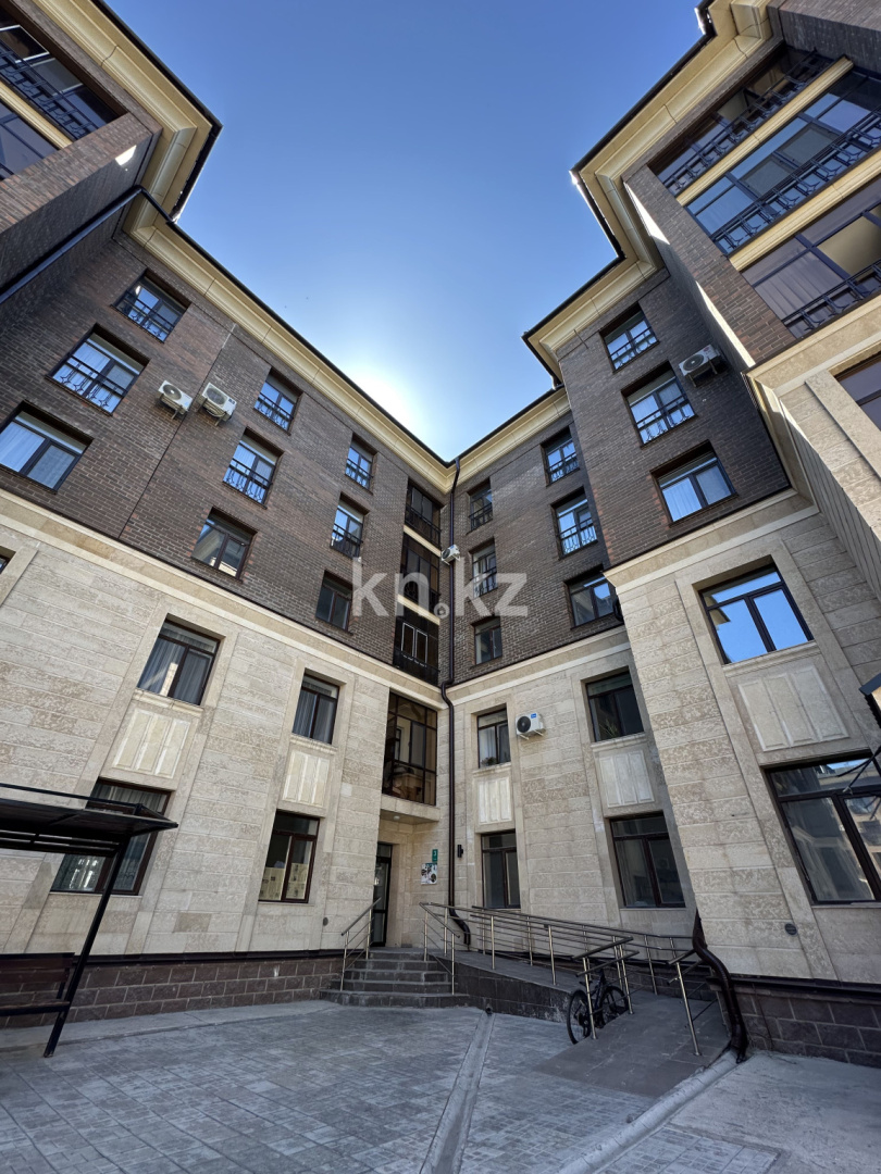 Продажа 2-комнатной квартиры, 63.2 м² в Караганде - фото 9
