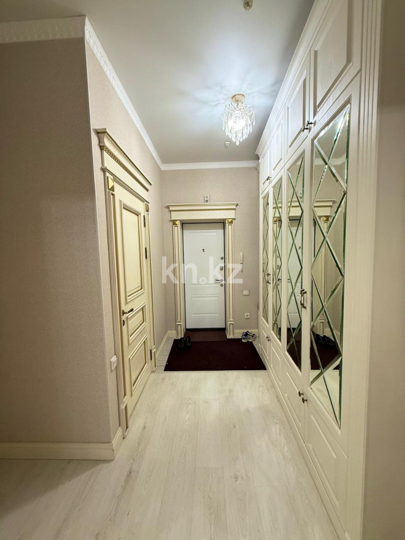 Продажа 3-комнатной квартиры, 106 м², ул. Керей, Жанибек хандар, дом  28 - пр. Мангилик Ел в Астане - фото 12