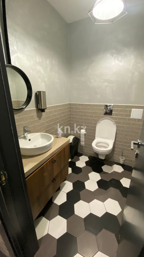 Продажа , 202 м², ул. Аманжолова, дом  24 в Астане - фото 14