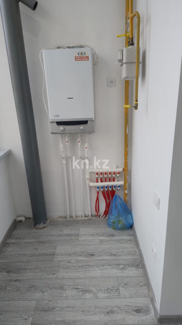 Продажа 2-комнатной квартиры, 68.8 м² в Уральске - фото 8