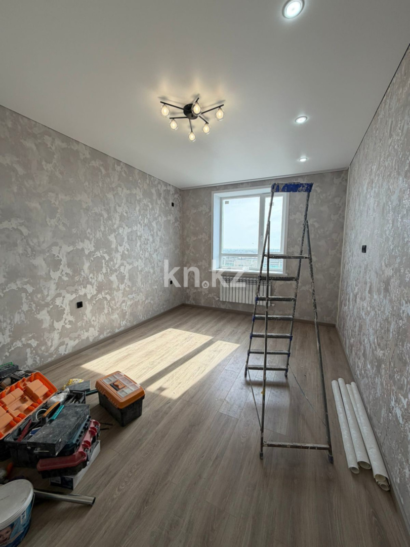 Продажа 2-комнатной квартиры, 71.7 м² в Уральске - фото 3
