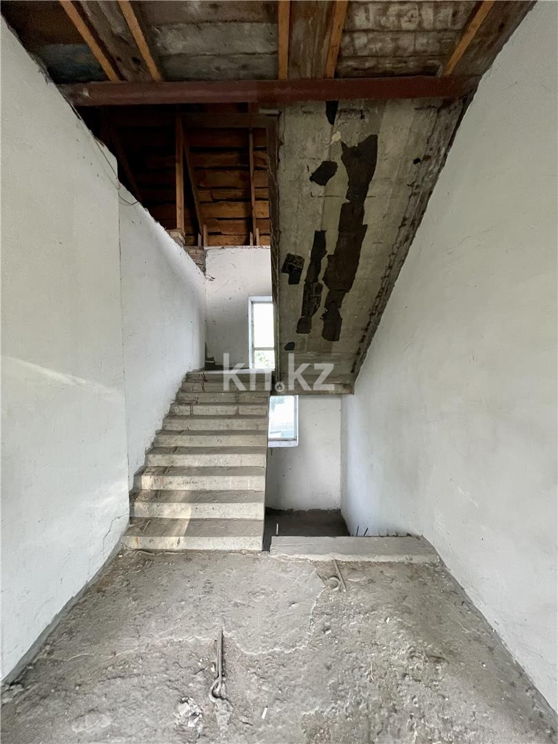 Продажа 7-комнатного дома, 279.3 м², ул. Костюшко, дом  1 в Караганде - фото 14