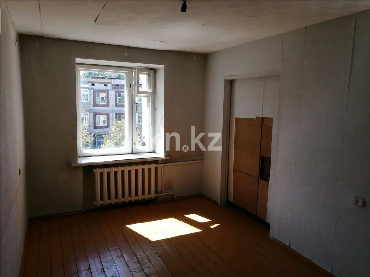 Продажа 3-комнатной квартиры, 60.2 м², ул. Куйши Дина, дом  40 в Астане