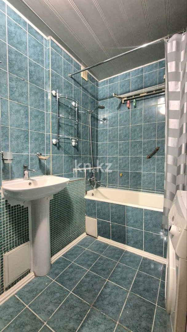 Продажа 2-комнатной квартиры, 55.5 м², ул. Серикова, дом  31 в Алматы - фото 24