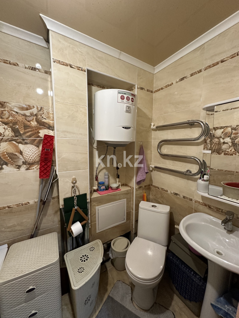 Продажа 3-комнатной квартиры, 61.8 м² в Караганде - фото 18