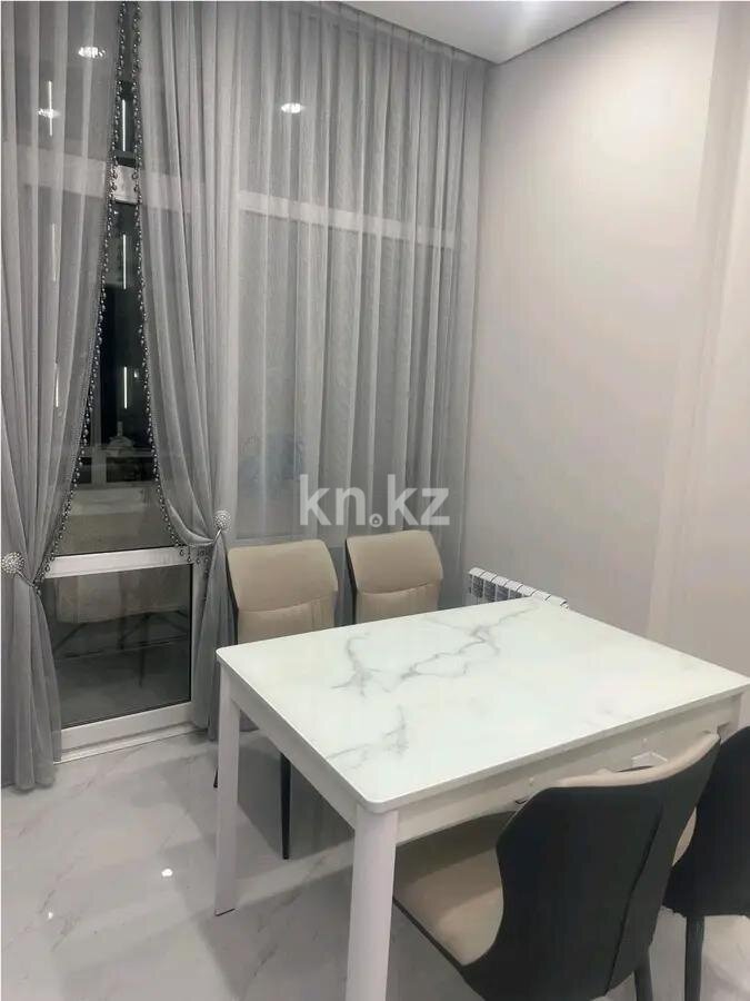 Продажа 3-комнатной квартиры, 95.8 м² в Алматы - фото 3