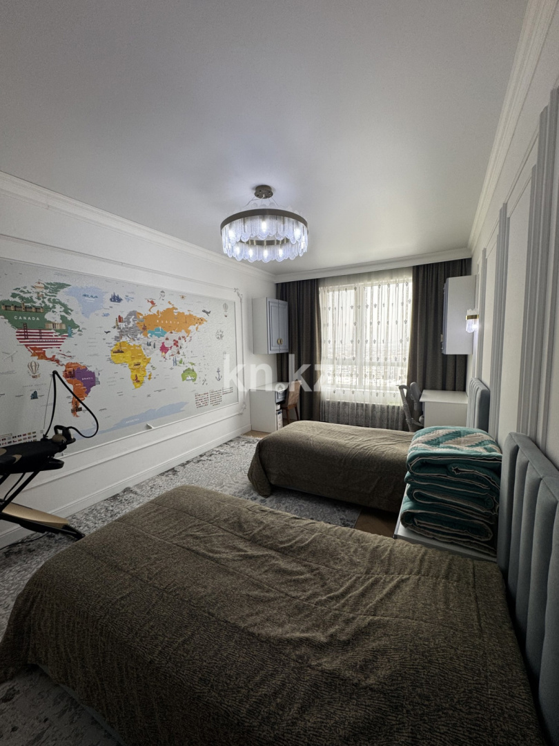 Продажа 3-комнатной квартиры, 111 м², ул. Утеген батыра в Алматы - фото 9