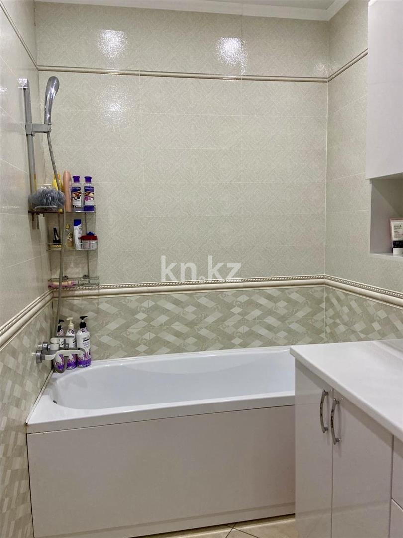 Продажа 3-комнатной квартиры, 109 м² в Караганде - фото 21