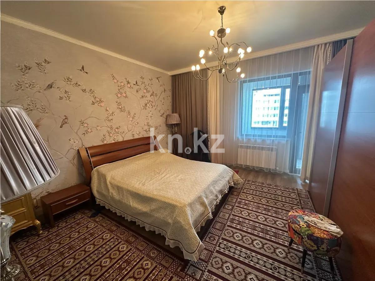 Продажа 4-комнатной квартиры, 145 м², мкр-н Самал-3, дом  15 в Алматы - фото 2