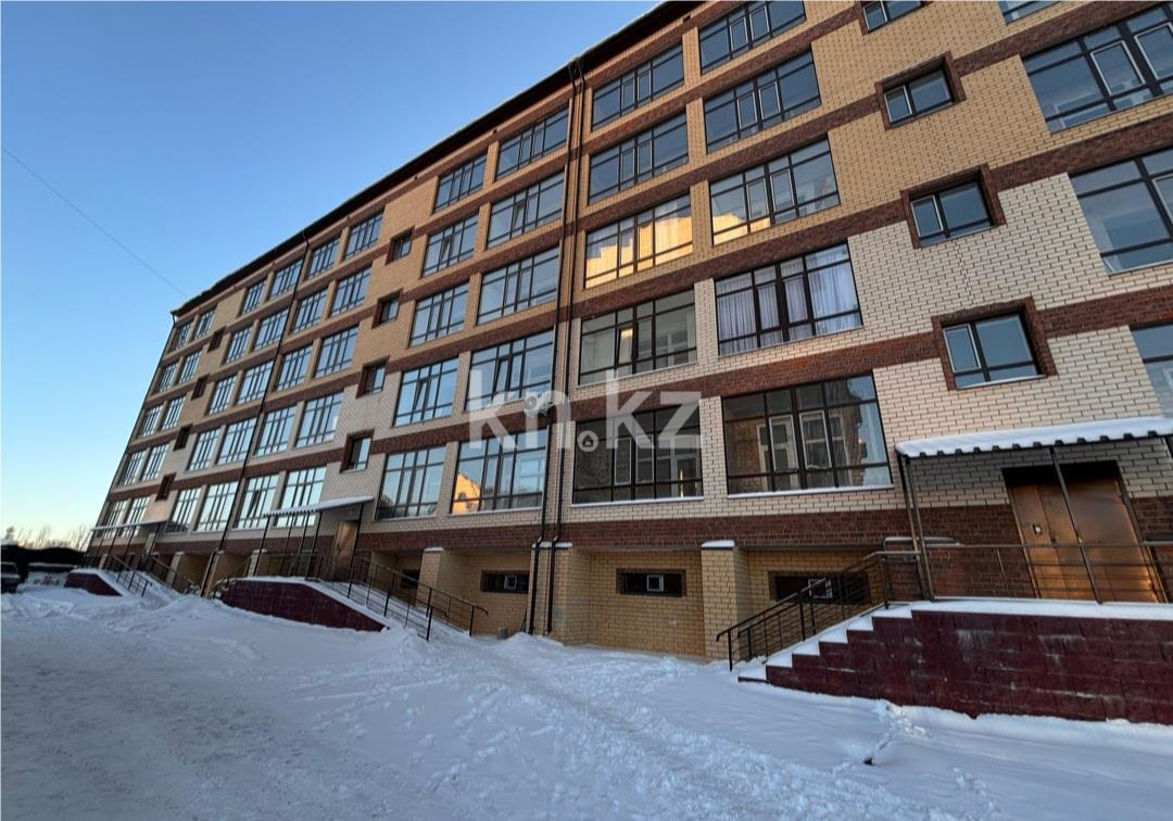 Продажа 1-комнатной квартиры, 40 м², ул. Муканова в Караганде