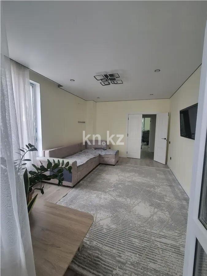 Продажа 2-комнатной квартиры, 65 м² в Астане