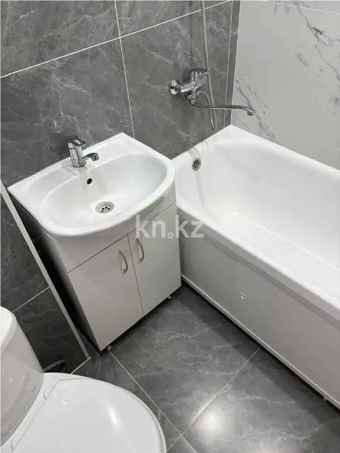 Продажа 1-комнатной квартиры, 38 м² в Астане - фото 4