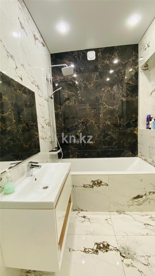 Продажа 3-комнатной квартиры, 80 м², ул. Ашимова, дом  21 в Караганде - фото 14