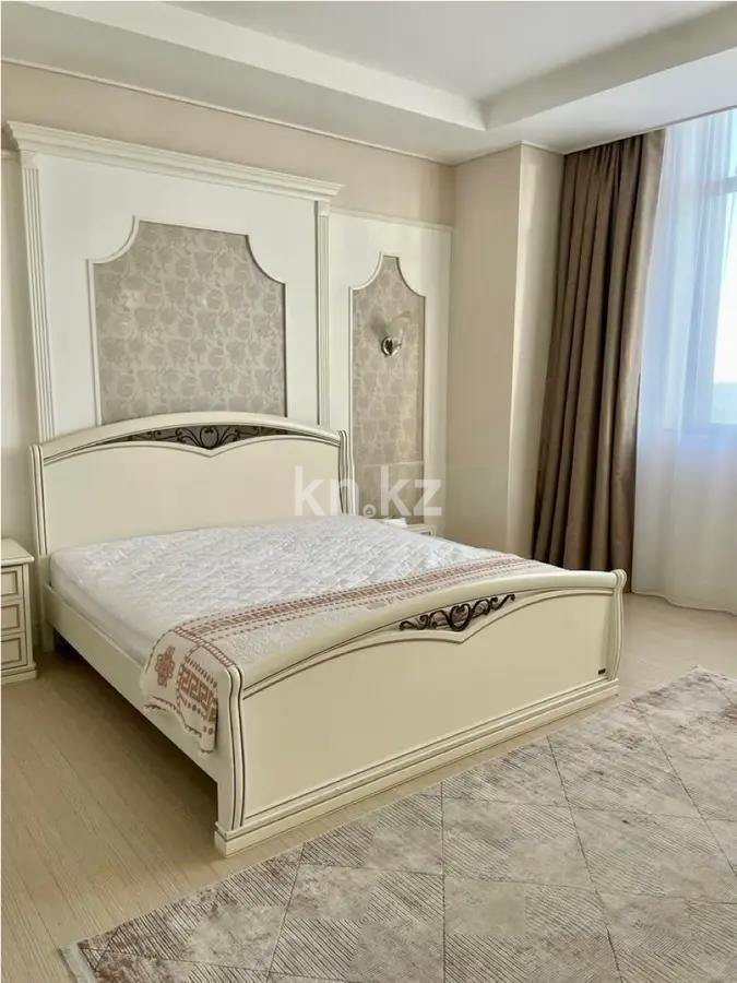 Продажа 4-комнатной квартиры, 165 м², ул. Байтурсынова, дом  9 блок F1 в Астане - фото 4