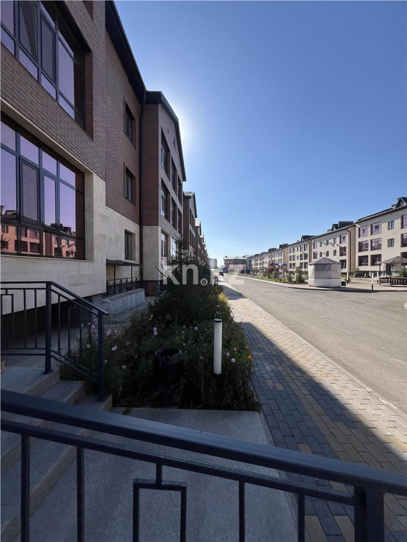 Продажа 4-комнатной квартиры, 104 м², ул. Кулкыбаева в Караганде - фото 18