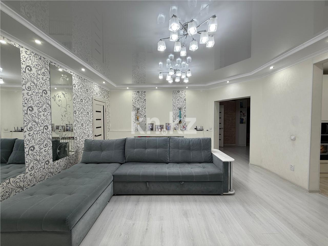 Продажа 3-комнатной квартиры, 103 м² в Караганде - фото 8