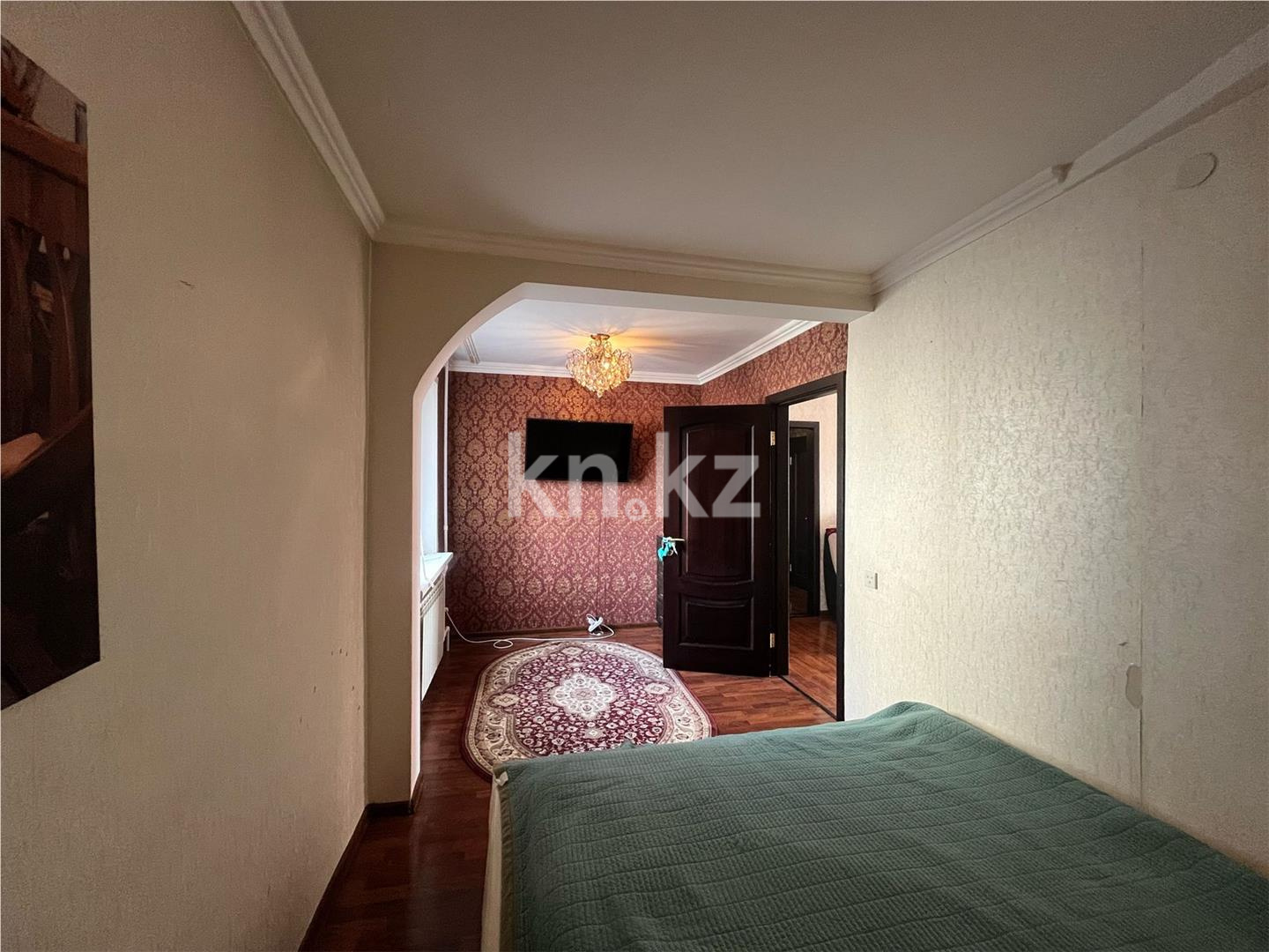 Продажа 4-комнатной квартиры, 84 м², ул. Университетская в Караганде - фото 16