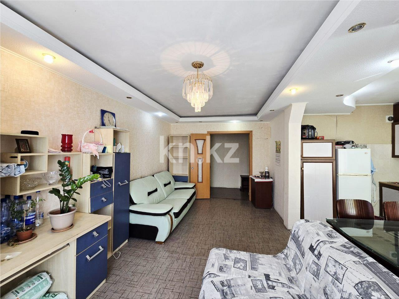 Продажа 3-комнатной квартиры, 68 м², ул. 6-й мик-н в Темиртау - фото 2