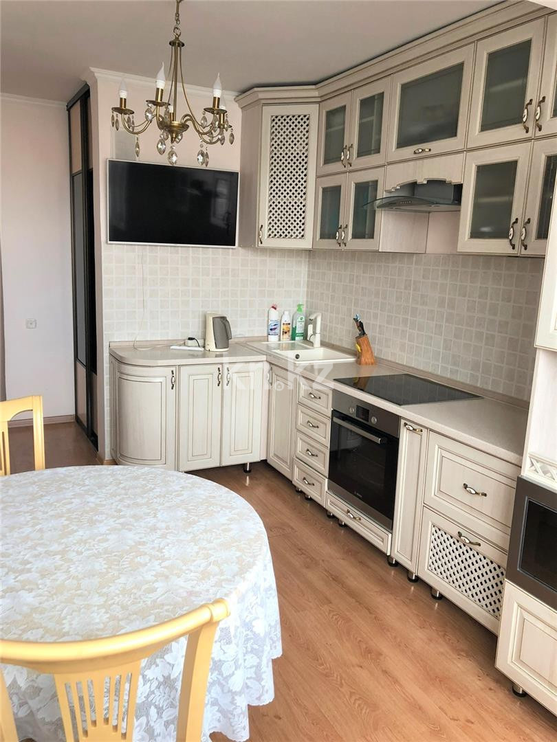 Продажа 4-комнатной квартиры, 100 м², мкр-н 8-й в Темиртау - фото 9