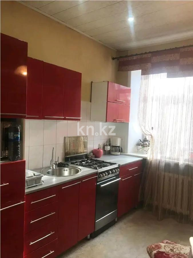 Продажа 3-комнатной квартиры, 74 м², пр. Бухар-жырау, дом  28а в Караганде - фото 2