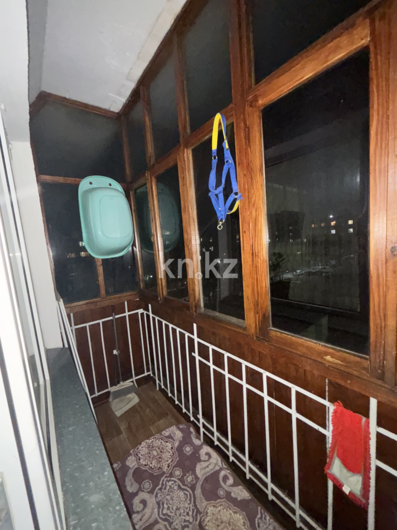 Продажа 3-комнатной квартиры, 62 м², мкр-н 11а, дом  9 в Караганде - фото 9