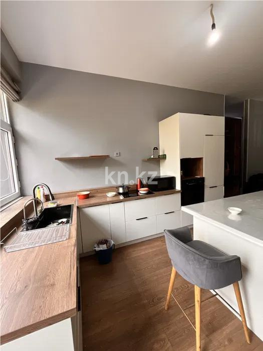Продажа 4-комнатной квартиры, 145 м² в Алматы
