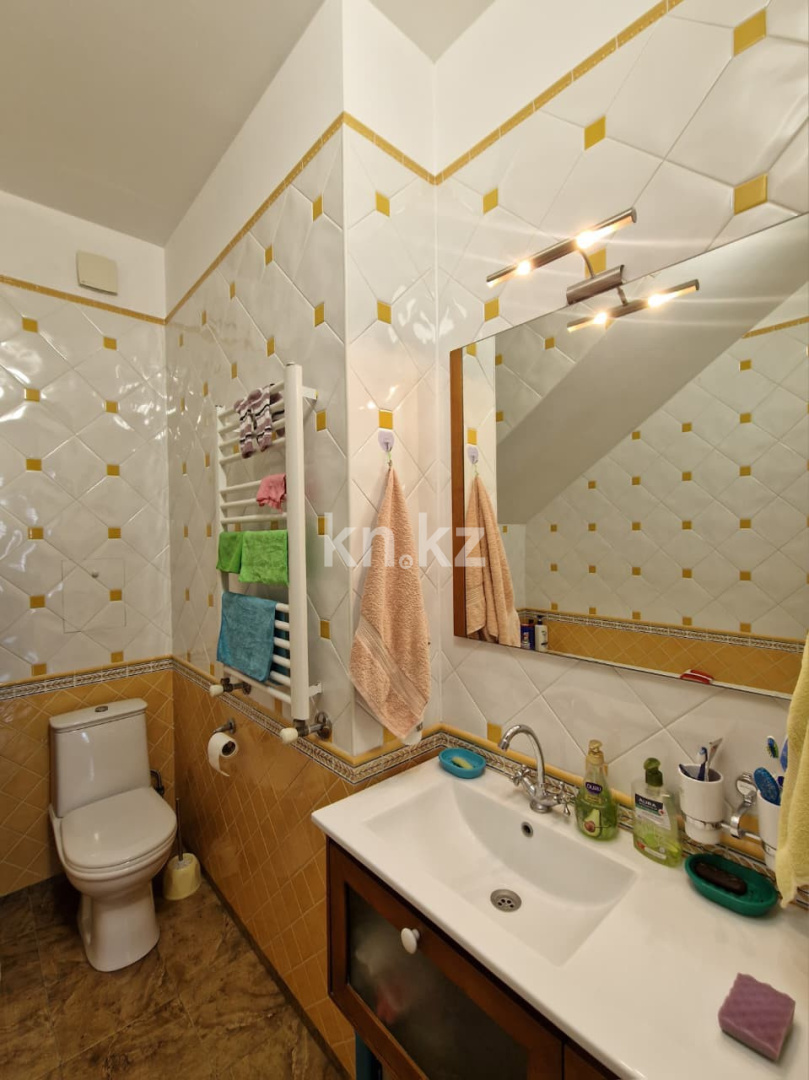 Продажа 5-комнатного дома, 140 м², ул. Кулболды в Алматы - фото 16