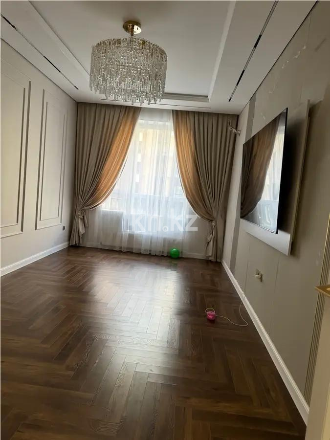 Продажа 4-комнатной квартиры, 98 м², ул. Казыбек би, дом  7/1 в Астане