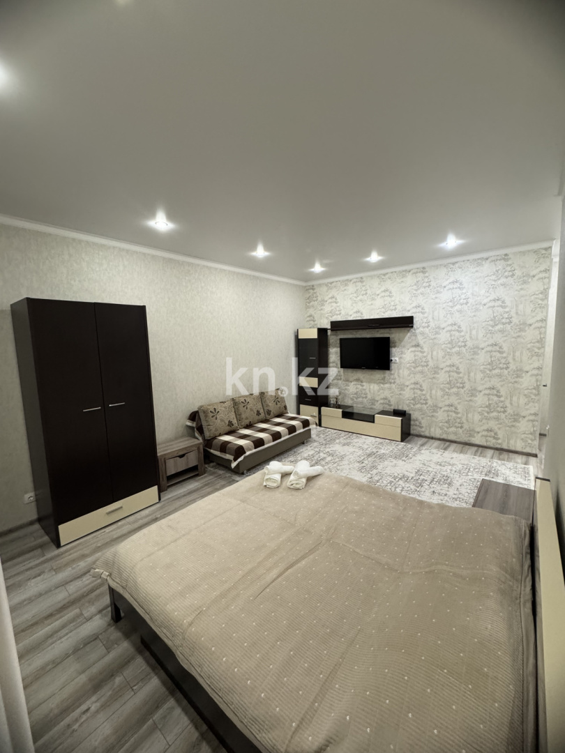 Аренда 1-комнатной квартиры посуточно, 52.6 м² в Астане - фото 3