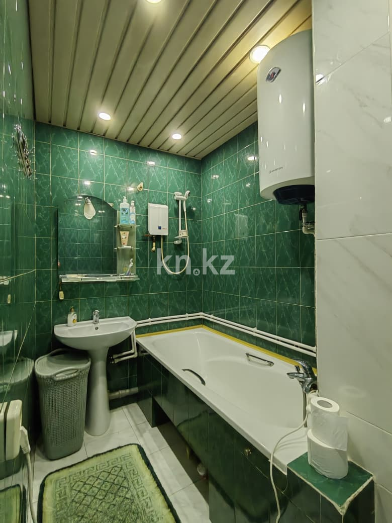 Продажа 4-комнатной квартиры, 77 м², ул. Язева, дом  10 в Караганде - фото 26