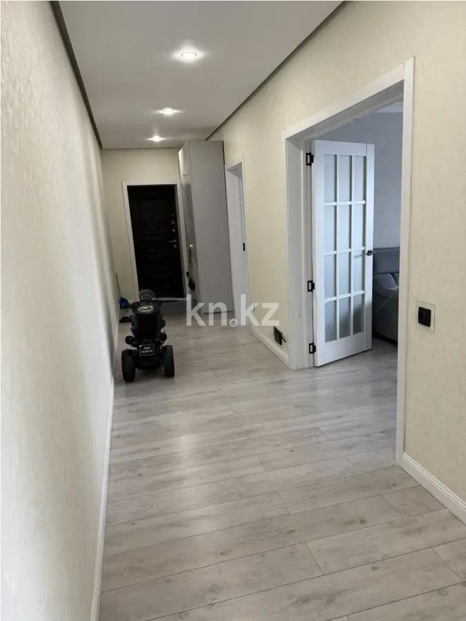 Продажа 3-комнатной квартиры, 90 м², пр. Шахтеров, дом  60 в Караганде - фото 6