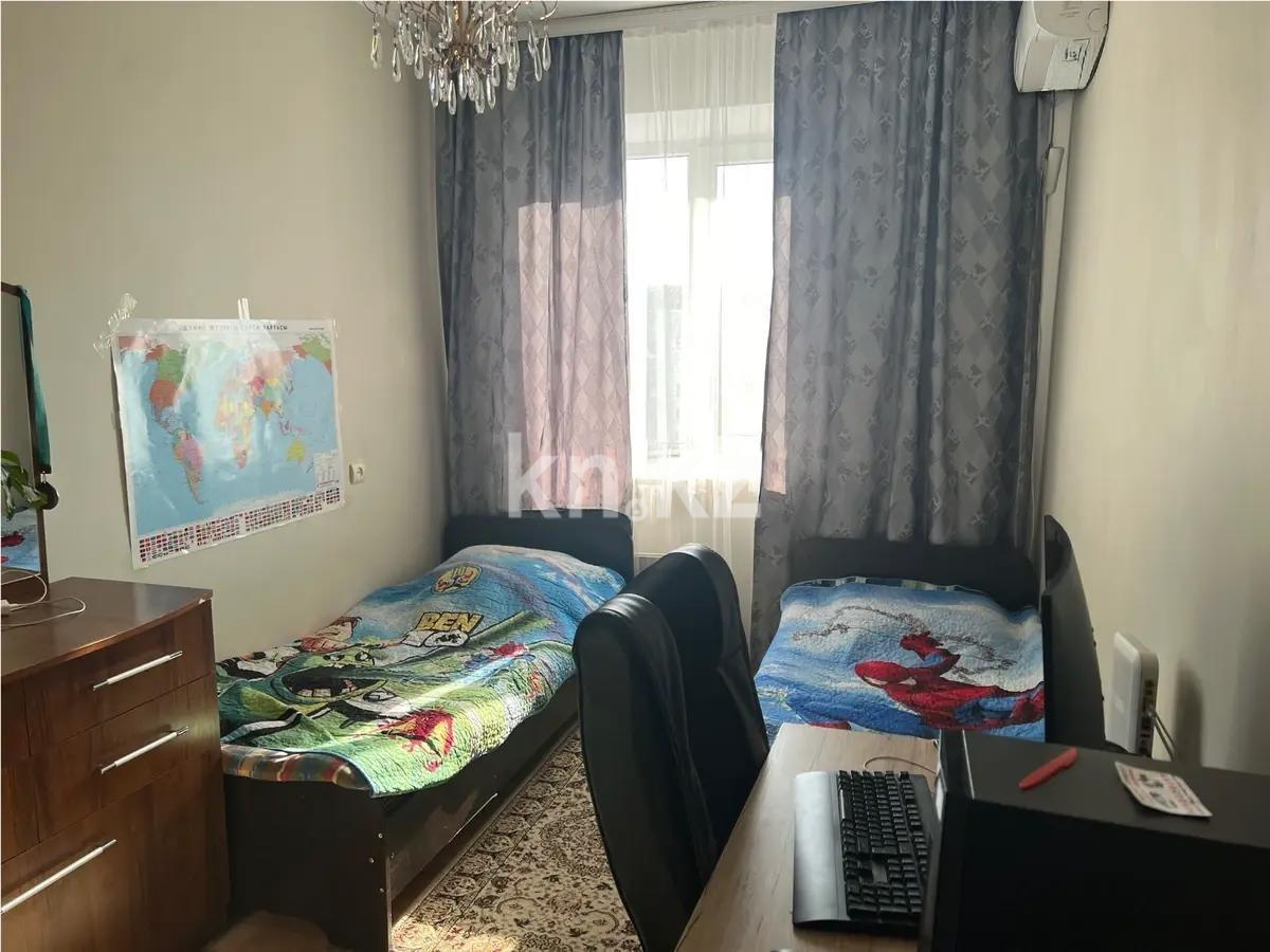 Продажа 3-комнатной квартиры, 73 м², мкр. Аксай-1, дом  24 в Алматы - фото 3