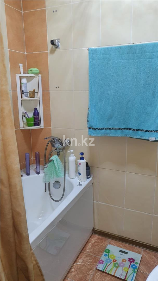 Продажа 3-комнатной квартиры, 73 м², ул. Магнитогорская в Караганде - фото 10