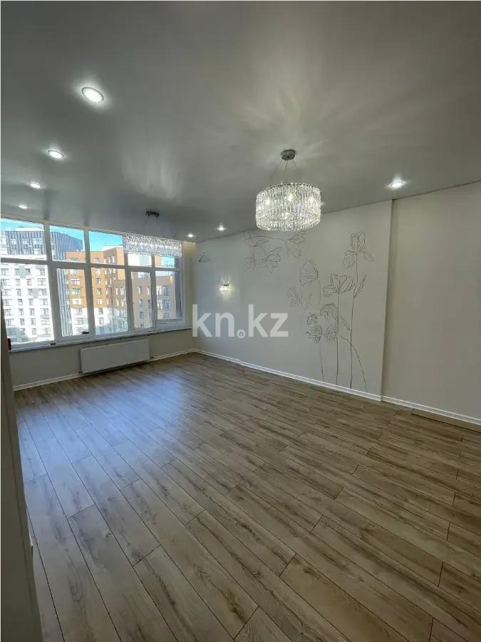 Продажа 4-комнатной квартиры, 90 м², пр. Туран, дом  52/2 в Астане