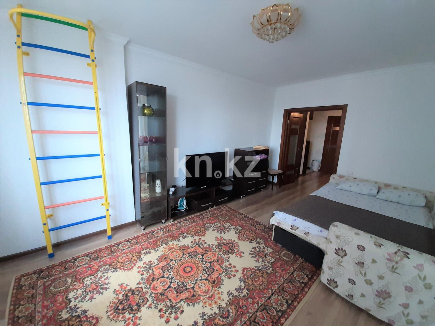 Аренда 1-комнатной квартиры посуточно, 45 м², ул. Сыганак, дом  23 - пр. Кабанбай батыра в Астане