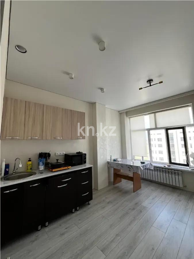Продажа 3-комнатной квартиры, 72 м², ул. Байтурсынова, дом  67 в Астане - фото 3