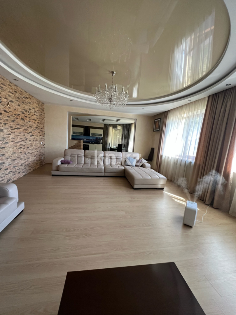 Продажа 7-комнатного дома, 474 м², ул. Комиссарова в Караганде - фото 14