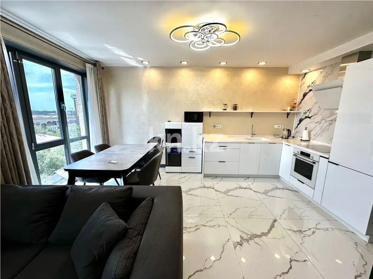 Продажа 1-комнатной квартиры, 50 м² в Алматы - фото 2