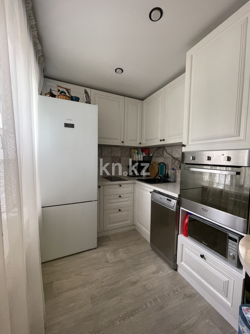 Продажа 3-комнатной квартиры, 60 м², ул. Потанина, дом  27/1 в Усть-Каменогорске