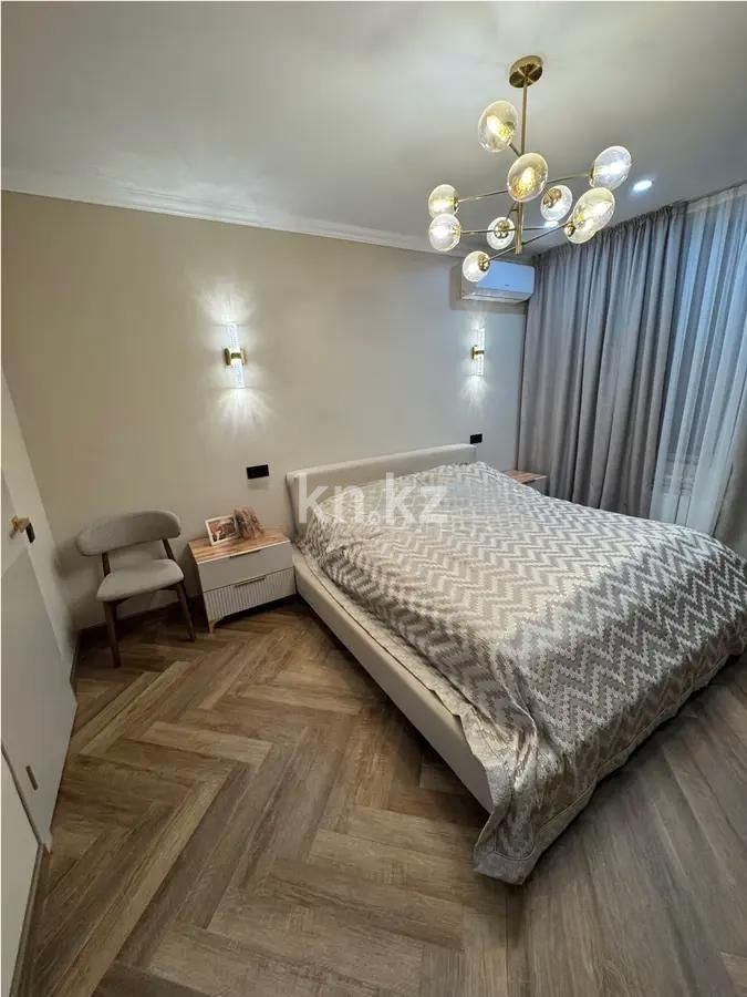Продажа 4-комнатной квартиры, 111 м², ул. Утепова, дом  31 в Алматы - фото 2