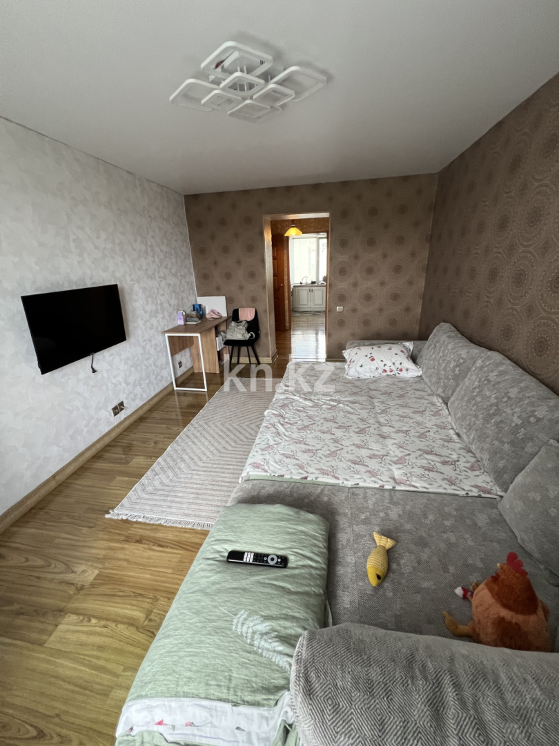 Продажа 3-комнатной квартиры, 59 м², ул. Аманжолова, дом  71 в Караганде