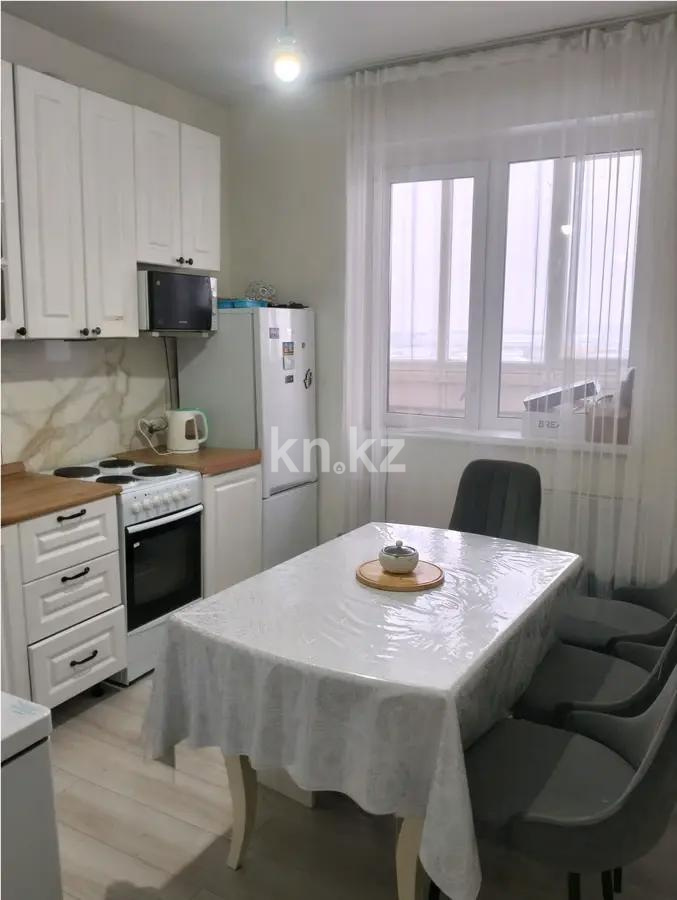 Продажа 2-комнатной квартиры, 67 м², ул. Момышулы, дом  28 в Караганде - фото 3
