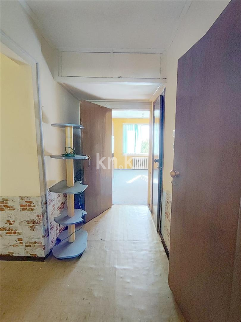 Продажа 3-комнатной квартиры, 65 м², мкр-н Восток-2 в Караганде - фото 9