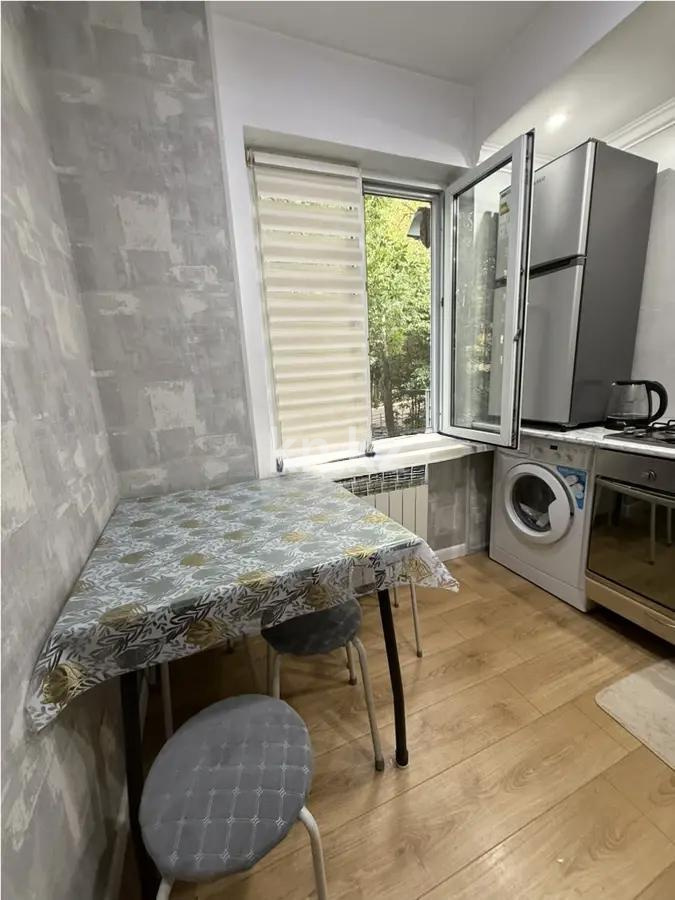 Продажа 2-комнатной квартиры, 45 м², мкр-н 11, дом  25 в Алматы - фото 3